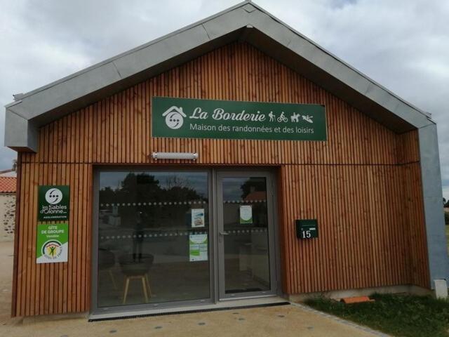 La Borderie - Maison Des Randonnees - Gite Etape - Gite De Groupe Vairé Pokój zdjęcie